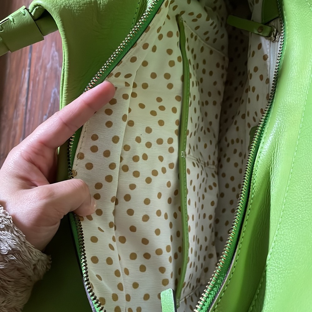 Kate Spade purse. - Picture 4 of 5
